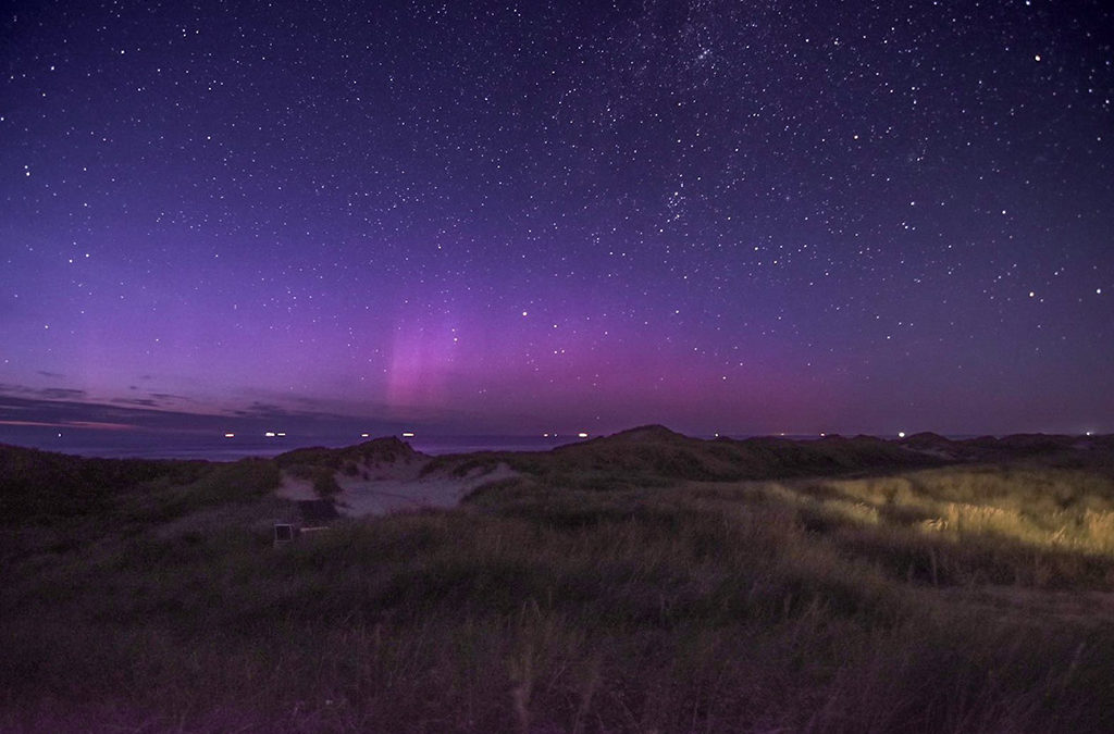 Noorderlicht vanaf Terschelling, 18 augustus 2022, 23 uur. Foto: Jacoba de Graaf